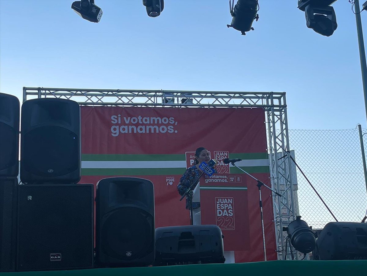 Psoedejodar's tweet photo. 🌹 En el día de ayer celebramos nuestro Mitin-Fiesta con las intervenciones de:

- José Luis Hidalgo
- María Teresa García
- Paco Reyes
- Santos Cerdán

➡️ Gracias #Jódar por acompañarnos ayer en una tarde de política y convivencia socialista. 

💪🏼🌹 ¡Si votamos, GANAMOS! 🌹💪🏼 https://t.co/SJQd5tFywE