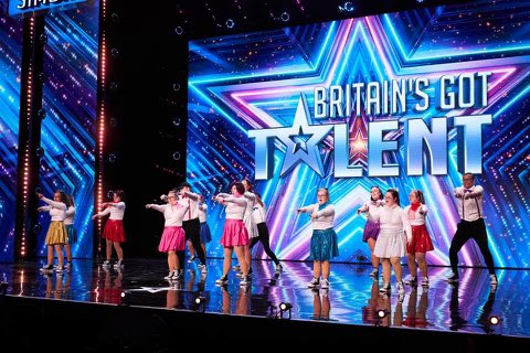 WestNorthants's tweet photo. We’re delighted to welcome Britain’s Got Talent semi-finalists Born to Perform to the stage at the Big Lunch at @DelapreAbbey ! They’ll be on stage just before 2pm 🇬🇧🇬🇧 https://t.co/ImcwRwzVv0