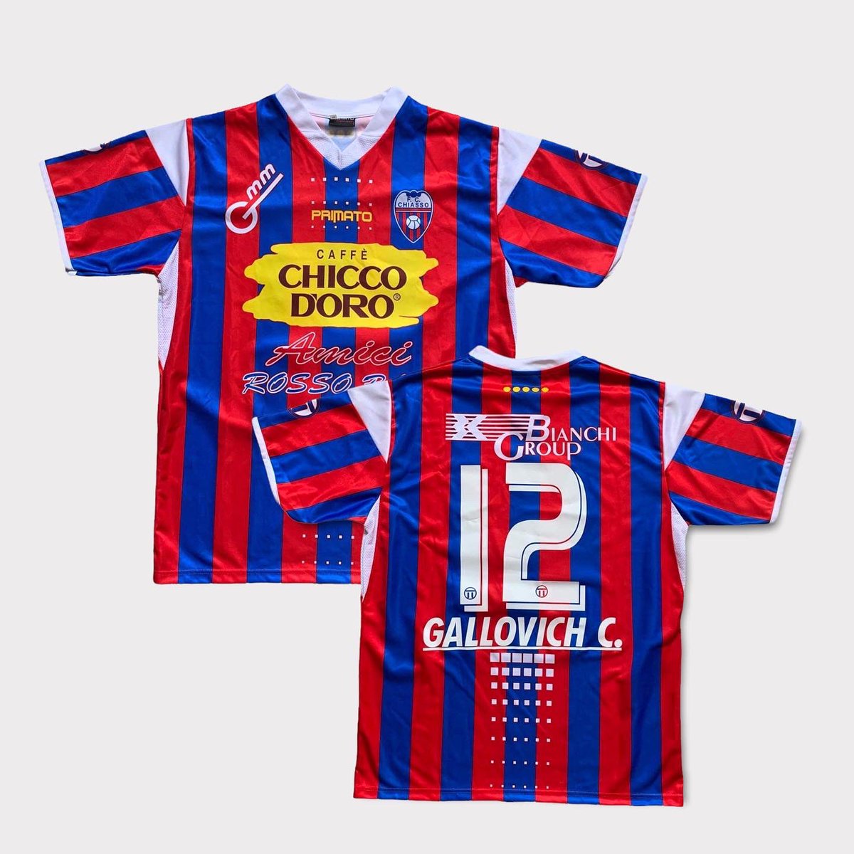 kit_launch's tweet photo. FC Chiasso 2014/15 Home Shirt. Potentially worn / issued to Carlo Gallovich, Italian midfielder as the side finished 8th in the Swiss Challenge League.

Size Medium, €49.99

https://t.co/nwALT8d4cT https://t.co/mHbAxpuAal