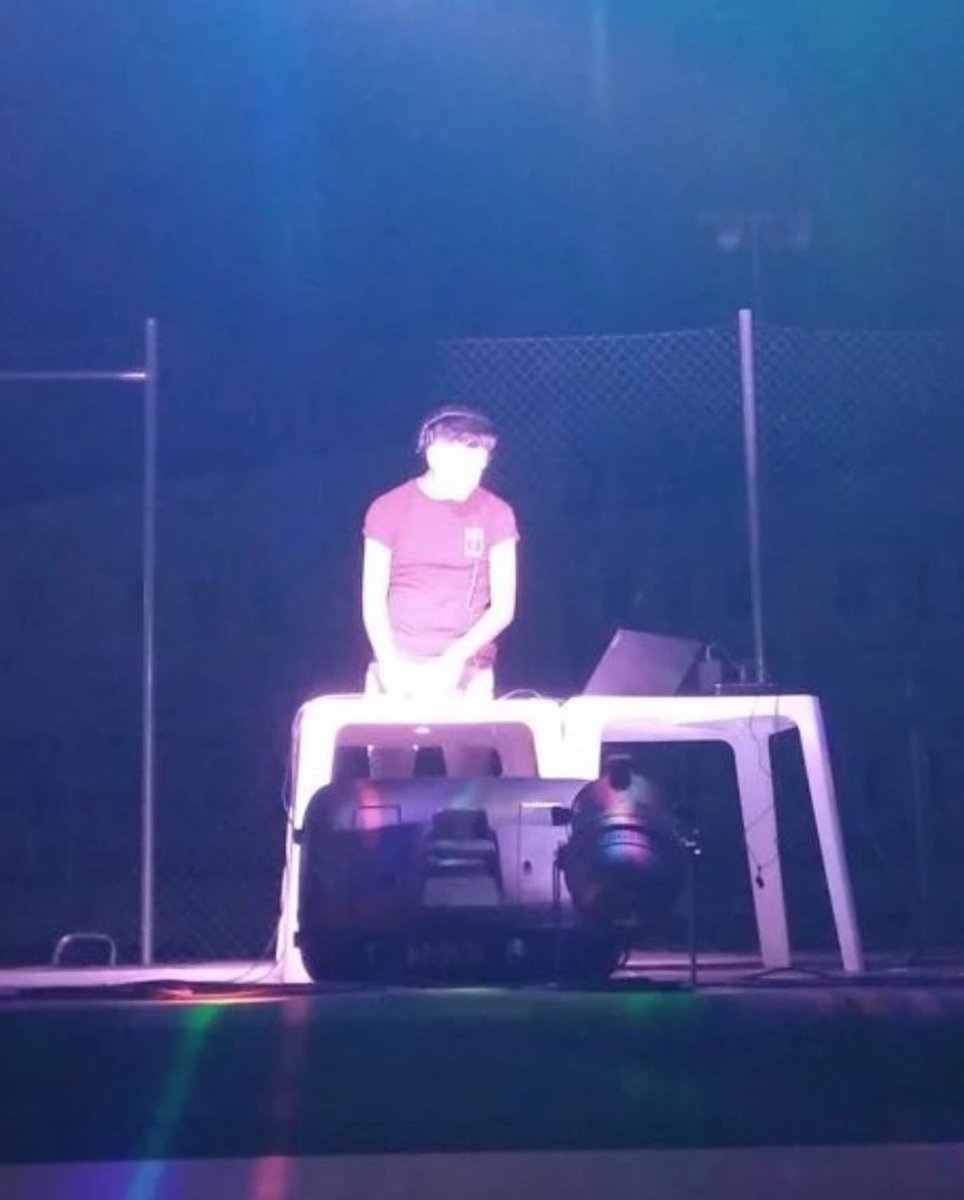 👏🏼 Desde estas líneas queremos agradecer a Yolanda Triguero y Diego Herrera por acompañarnos en el día de ayer en el #MitinFiesta. Gracias por vuestra música y vuestro arte. 

😍 ¡Orgullo de galdurienses! 😍