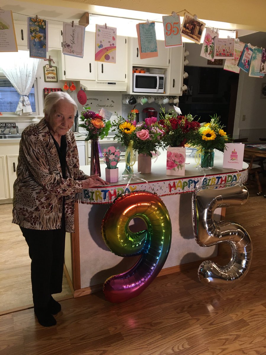 JanetLKing's tweet photo. Mom had a great 95th birthday! She still crochets, works crossword puzzles and writes encouraging letters each week to her great grandchildren while they attend college. https://t.co/HZDFcQMCSc