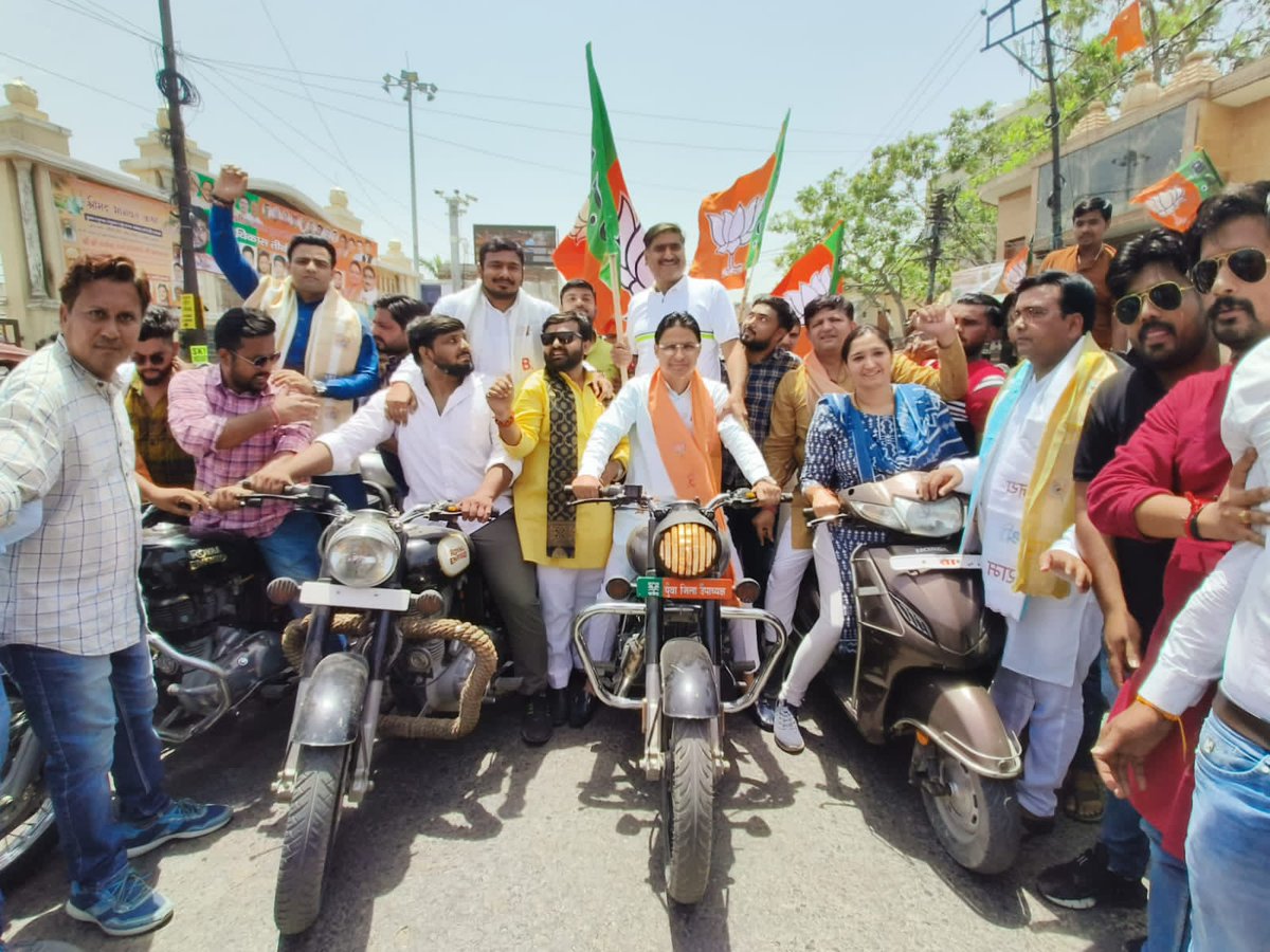 BJYM's tweet photo. BJYM National General Secretary &amp; MP Shri @RajuBistaBJP led ‘Vikas Teerth Bike Rally’ of @BJYMinUP karyakartas in Aligarh to celebrate PM Shri @narendramodi’s #8YearsOfSeva https://t.co/3G28DDUjsx