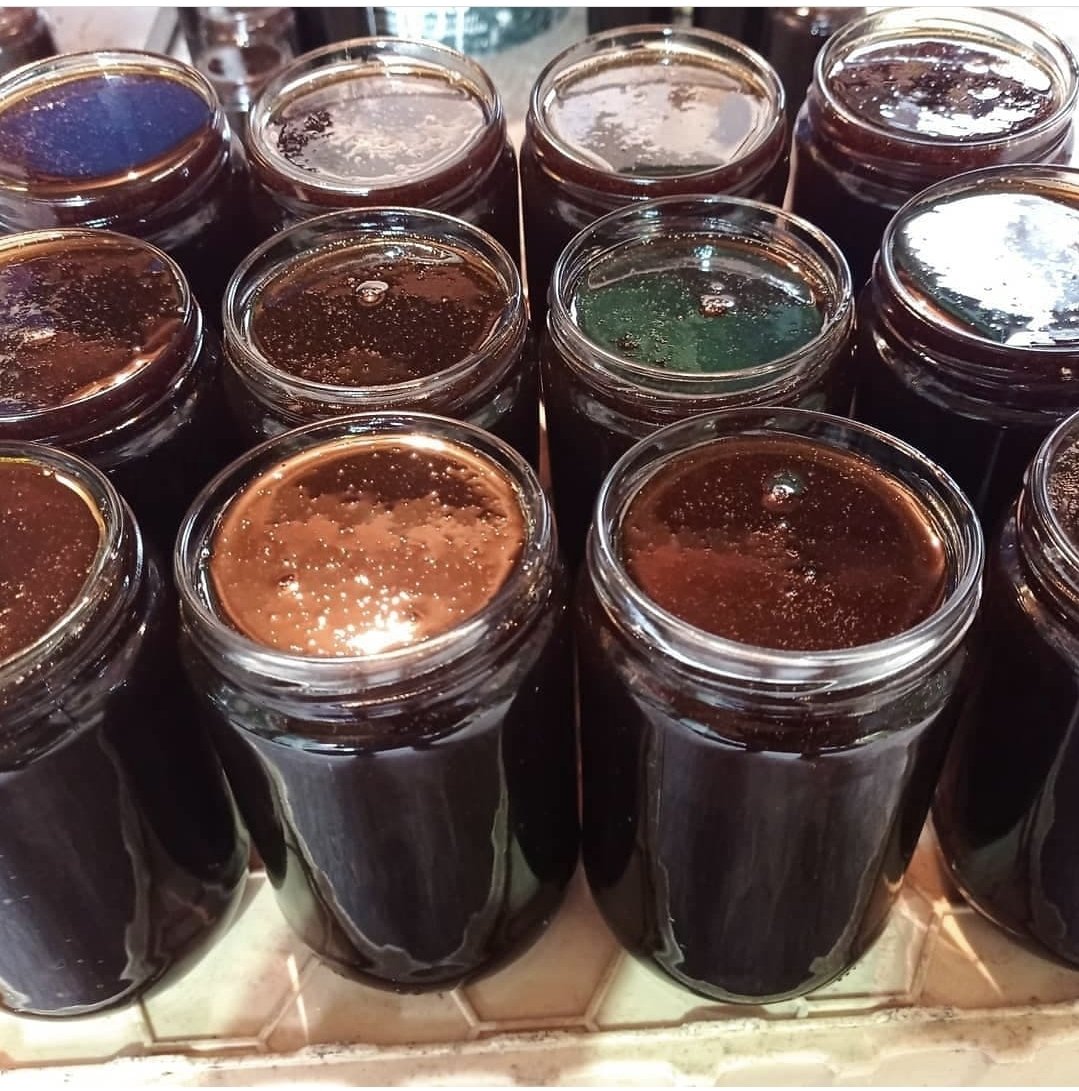 #سياحة
#سفر
#عسل
#السنديان

فقط للمقيمين في تركيا و زائريها
من المنحل دون وسيط

السنديان او البلوط او كما يسميه البعض العسل الاسود
اكثر عسل مضاض للاكسدة غني جدا بالحديد و البوتاسيوم و الكالسيوم
العبوة 900 جم 400 ليرة شامله الشحن
للطلب التواصل مع صهيب واتساب
+966569068031