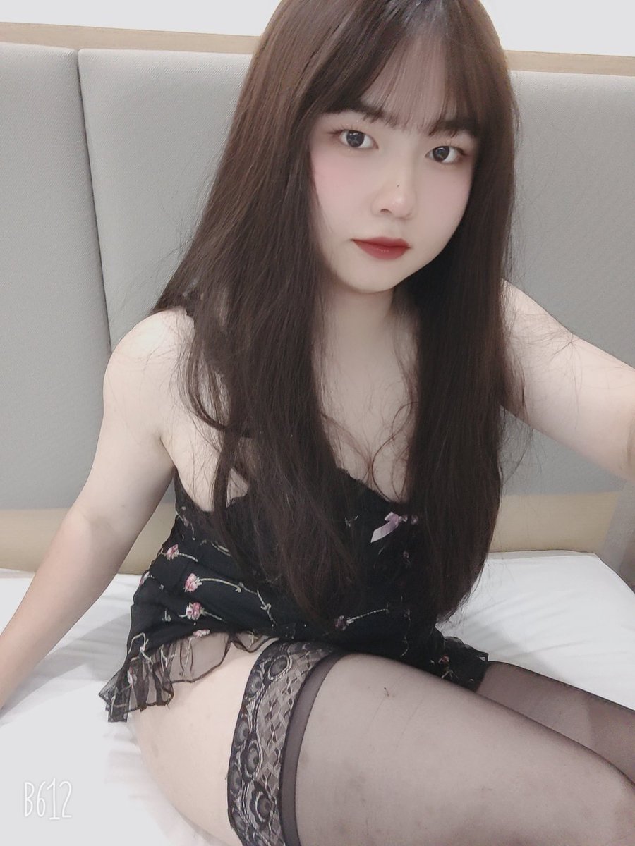 我发现灌肠的时候灌的水多了，肚子会变得圆滚滚的像怀孕了一样诶
#伪娘 #CDTS #男の娘 #人妖 #女装大佬 #女装大佬 #伪娘cd #男娘 #人妖ts #伪娘黑丝