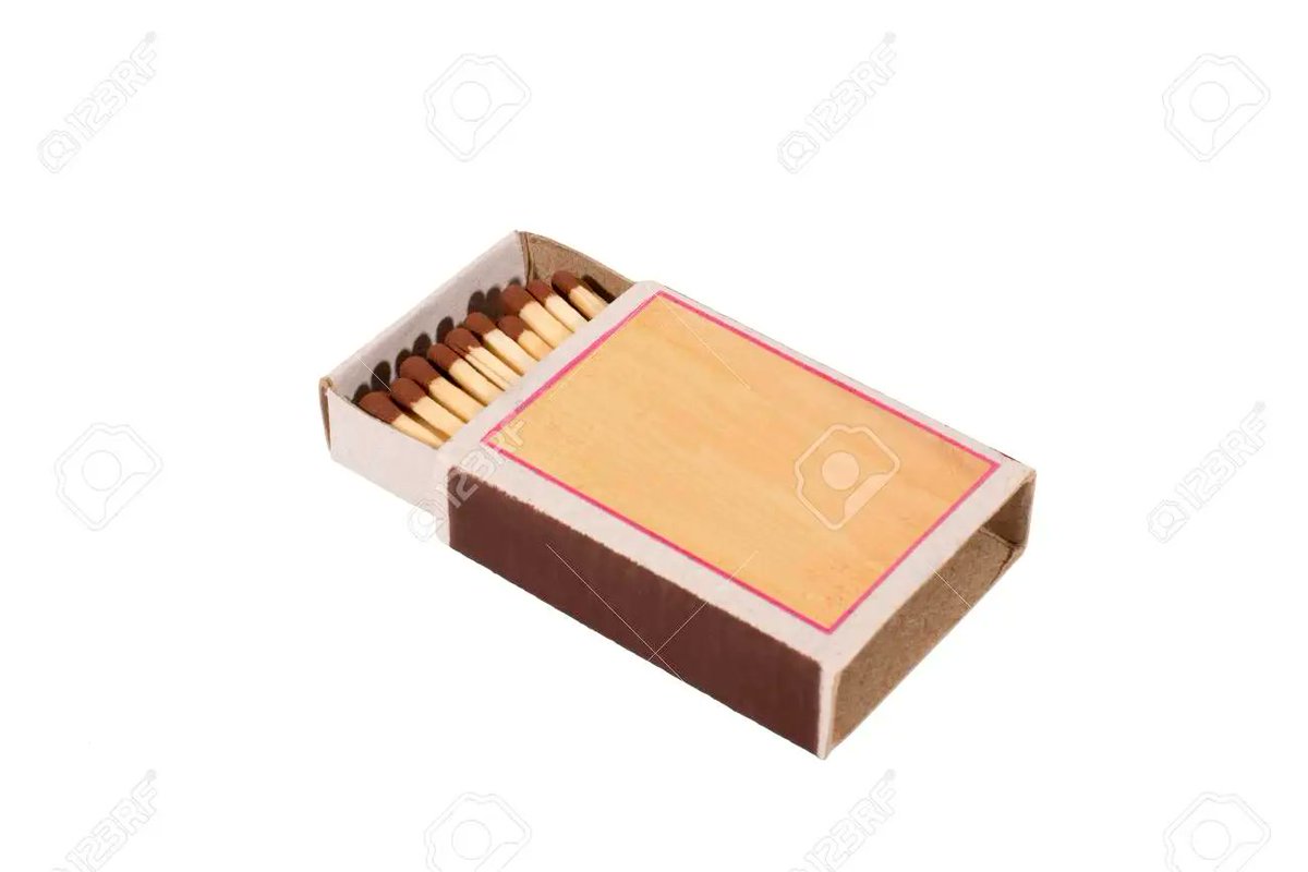 JLC1956's tweet photo. @l_linguist @TheHungarianFor @Arnold_Platon The #BusRiddle reminds me of an #oldJoke, from the time of #communism, used for explaining the meaning of "#maszek". It is about the availability/unavailability (in a private/state shop) of a #matchbox opening #fromLeftToRight, depending on the type of shop https://t.co/yo6Uuj19uk