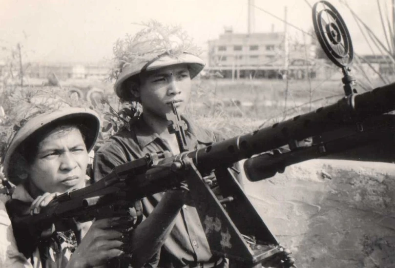 AccAxis's tweet photo. Obligatory German weapons used / captured in the Vietnam war post https://t.co/47qMmVYDbX