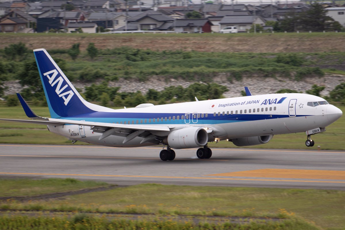 OcTk1's tweet photo. 今日のNH319便
#MyTrainingIsNeverComplete
#富山きときと空港
#全日空
#ANA
#NH319
#JA59AN
#Nikon
#D500
#NIKKOR70200f28 https://t.co/m4OAS3dJyV