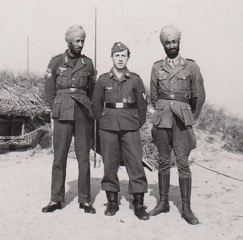 AccAxis's tweet photo. Free India Legion (the third last photo from my Free Arabian Legion included a photo from the FEI, so whoops for that) https://t.co/MlJ6k8BW7E