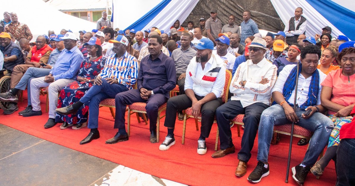 RailaOdinga's tweet photo. Tumeanza misururu ya mikutano yetu ya kisiasa rasmi eneo la Langata, kaunti ya Nairobi.
Tutazuru pembe zote za taifa letu kuuza sera zetu za Azimio tukiwa na madhumuni ya kuunganisha wakenya wote. https://t.co/pck6yw0RMG