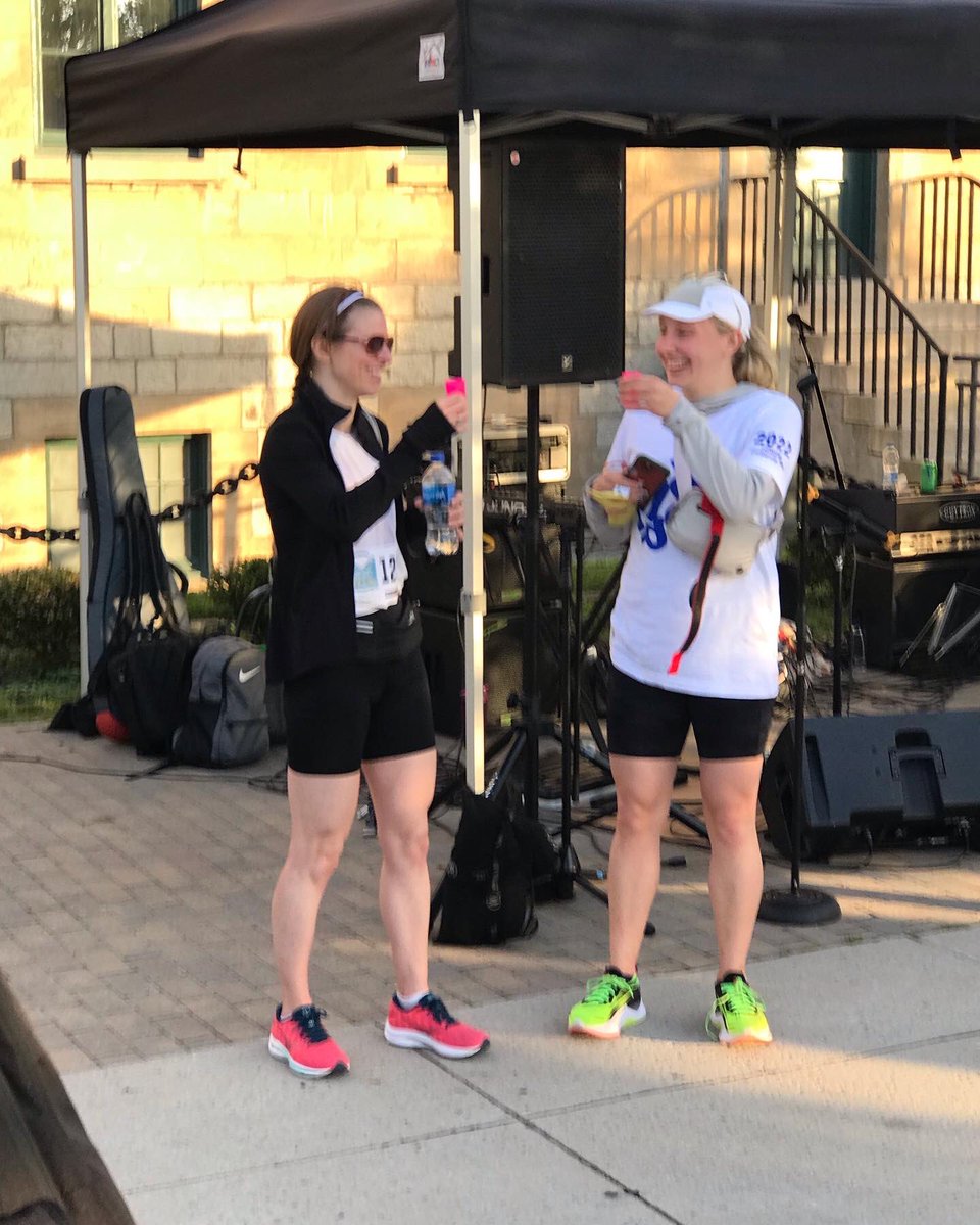 TOCorporateRun's tweet photo. Big congrats to Erin Payne @chaptersindigo for winning first place overall AND setting a new women’s course record in the process! (White hat and white shirt). Her 5k time was 19:32 on a windy and slightly muggy but fast course. #FitnessMotivation #funafterwork #fastfemale https://t.co/LLRDr3lSH4