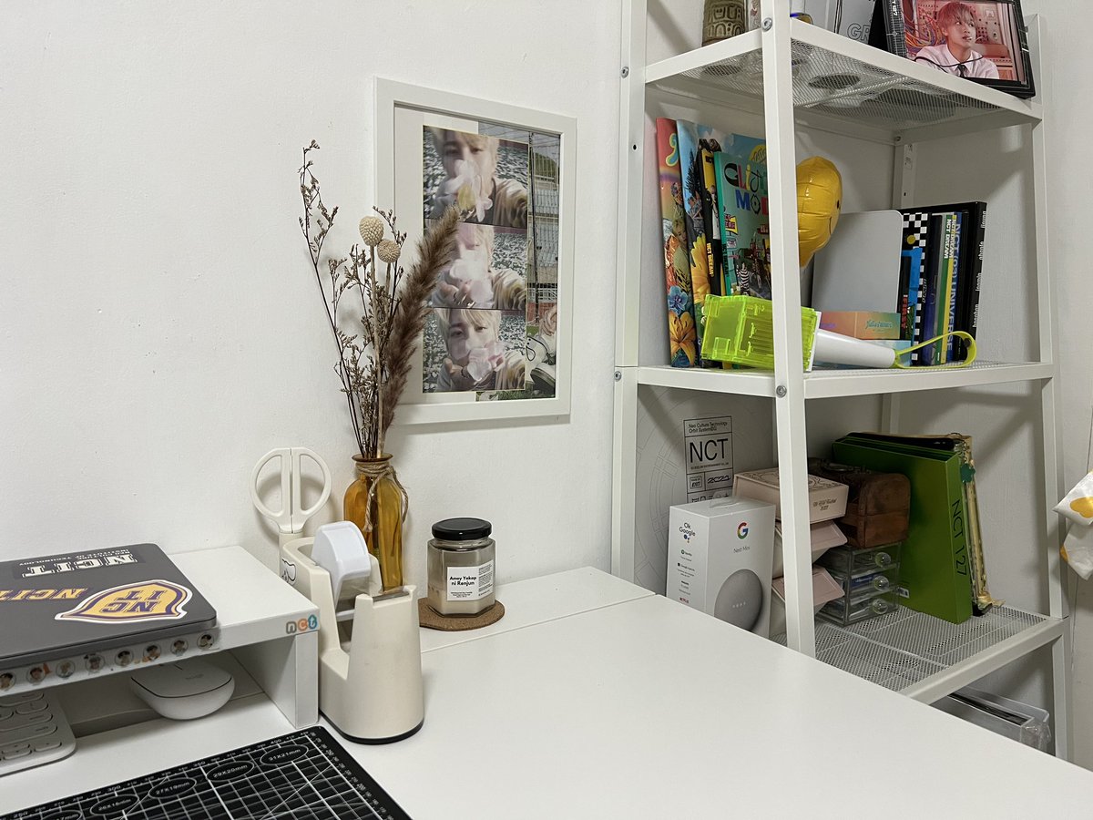 injeoloey's tweet photo. hello! since tomorrow is shopee 6.6 mid year sale, here are some of my desk decor and organizers recommendation 🫶🏻 

see thread below for the links! https://t.co/V9mLyOaWnr