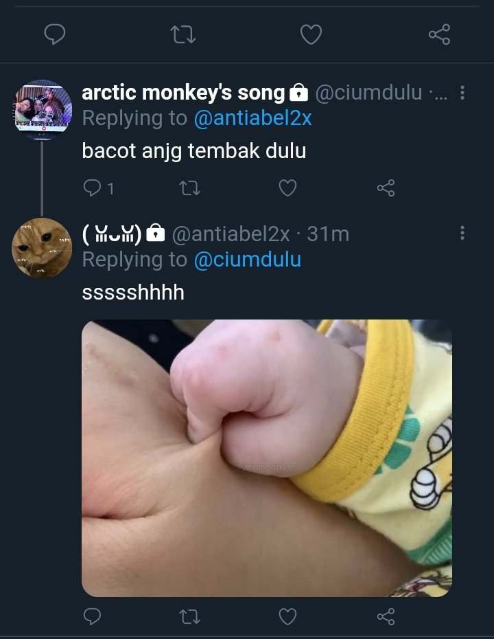 sinipuIang's tweet photo. kami #TeamArabella https://t.co/xltOmT3PvH