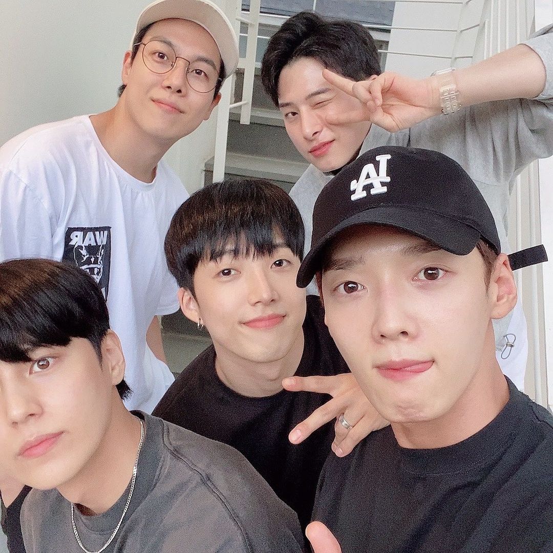 BRpics's tweet photo. [BOYSTAGRAM] 220605 Minsu's Instagram update

So happy to see you boys ❤❤❤❤❤

Always together forever @officialBoysRep 

#BoysRepublic #소년공화국 https://t.co/rIVzVl1JiB