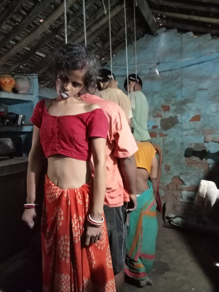 Shubham_fd's tweet photo. A Brahmin family has committed suicide in Samastipur, Bihar. They were so poor that they can't even feed themselves. See how so-called oppressors are doing oppressions. This is the real situation of brahmins on the ground. No schemes for them. No media to raise their voice. https://t.co/BMfBL15avO