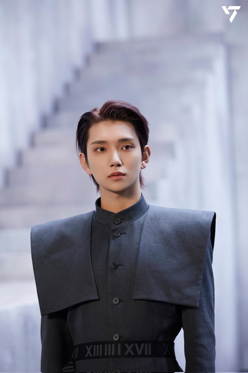 JoshuaHongBr's tweet photo. [📸] Joshua para o Jacket Behind Sketch dos EPS 1, 2 e 3 do 'Face the Sun' 

#SEVENTEEN #세븐틴 #JOSHUA #조슈아 @pledis_17 https://t.co/7jYSUflMYB