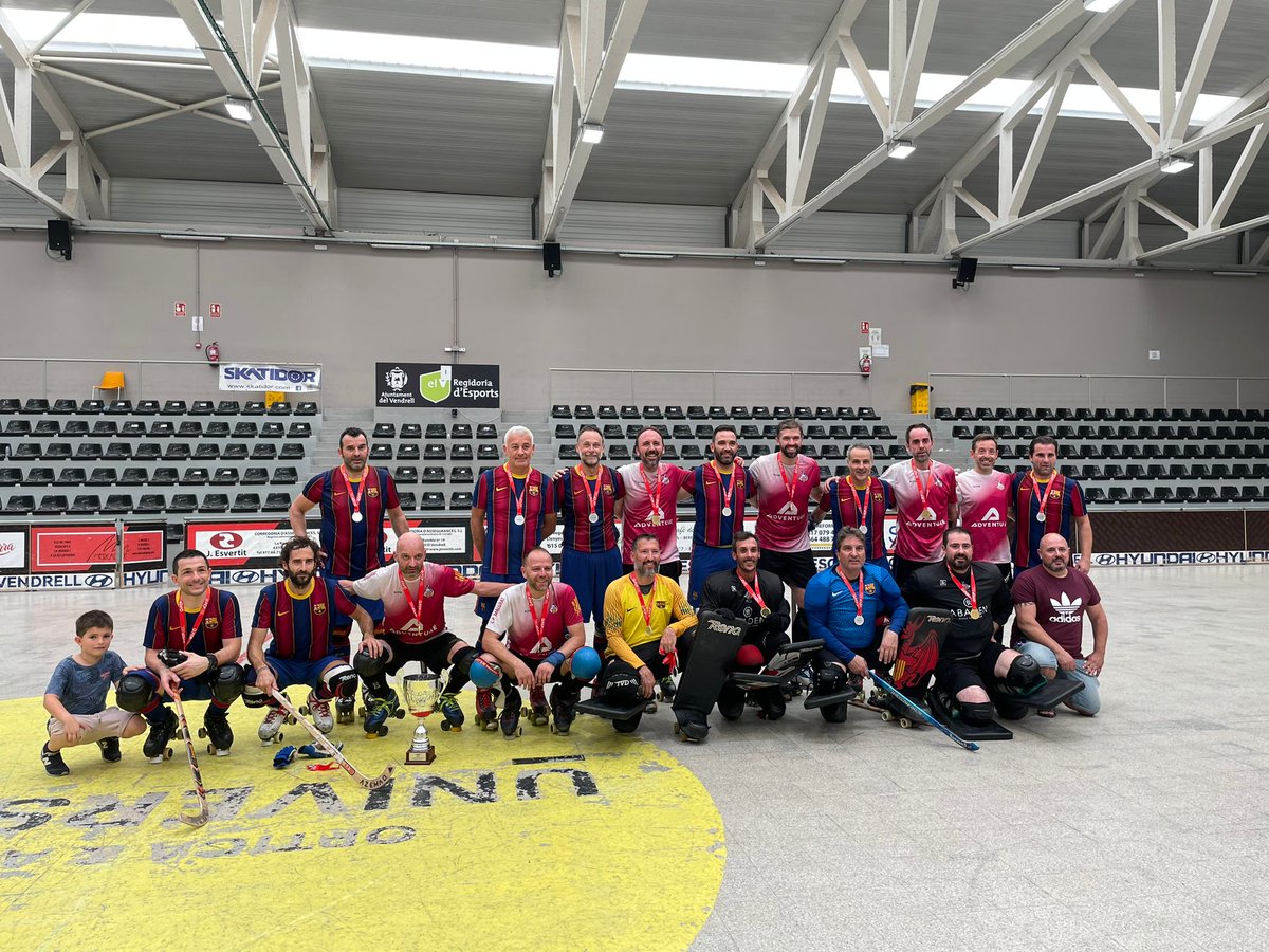 [🏑] 🏆 El <a href="/ClubMalgrat/">Club Patí Malgrat</a>, campió de la Lliga Catalana de Veterans en derrotar a les faltes directes el <a href="/FCBhoquei/">Barça Hoquei</a>.

🙌🏼 Enhorabona!!
