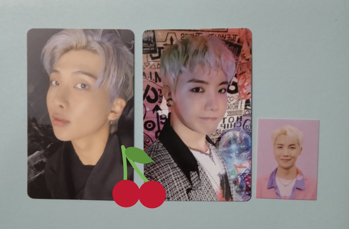 tyongsmail's tweet photo. wts lfb ph

⌗ bts assorted pcs
 ꔛ ₱400 namjoon mots7 + postcard
ꔛ ₱220 hooseok ssg set

☆ please read https://t.co/9PmSlucdQ0 before claiming! ☻

🖇 bangtan jhope hobi rm pc https://t.co/pRiqjSeQ05