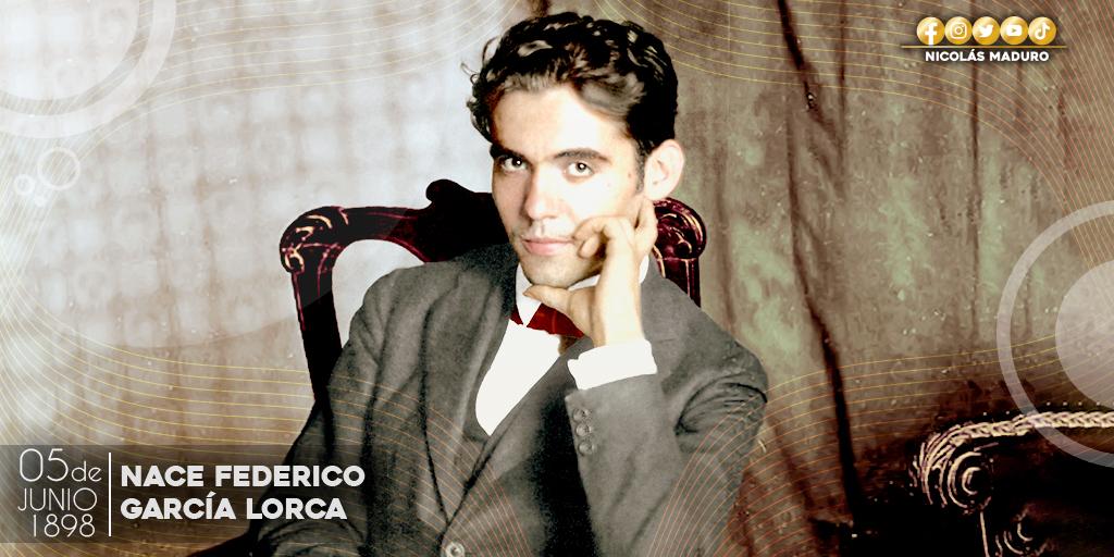 Celebramos el natalicio de Federico García Lorca, uno de los escritores más brillantes y recordados de la literatura universal. Con gran pasión y sentido de justicia social, retrató las costumbres y tradiciones del pueblo español. ¡Hoy recordamos su obra!