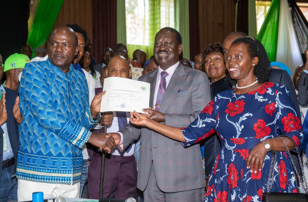 MarthaKarua's tweet photo. For duty and commitment
to our country, captain @RailaOdinga , myself and the Azimio La Umoja team will work towards actualizing the dreams of our democratic nation. 

#Inawezekana https://t.co/XTyZvUnMqt