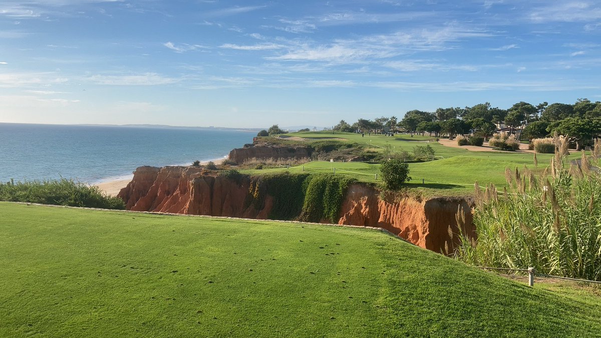 csukrdld's tweet photo. @PGA Vale de Lobo Royal 😀🍺 https://t.co/e72IPjIE2h