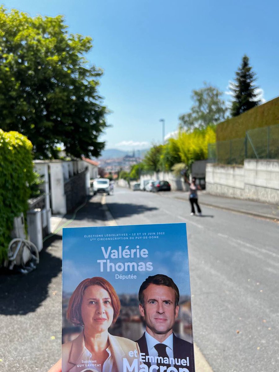 Dernier week-end de mobilisation #avecvous. 
Comme je le fais depuis 5 ans, je parcours les marchés, fait du boitage, participe aux débats, aux discussions et écoute tous les acteurs.
Voter pour la candidature que je porte, c’est donner une majorité au Président.