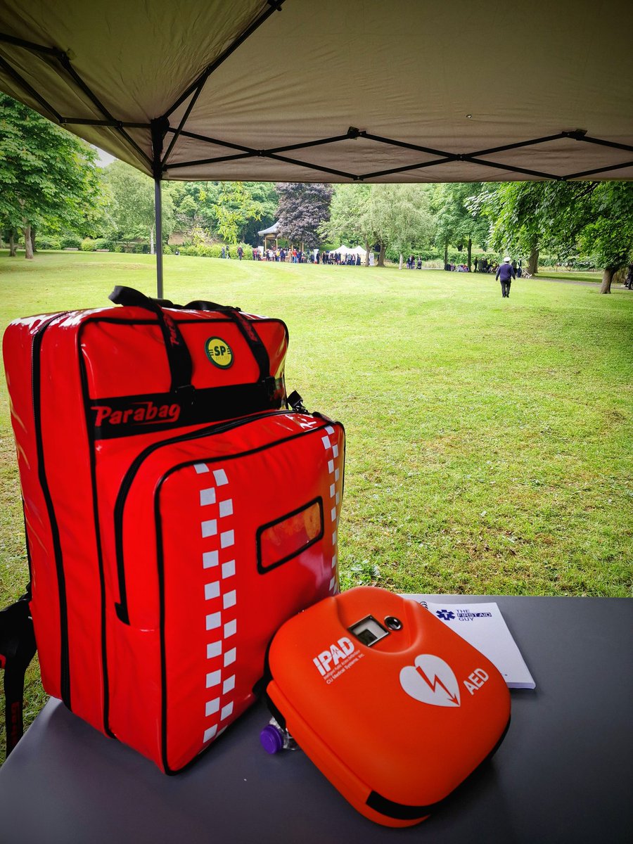 Despite the rain, folk are starting to gather at Queens Park for the Jubliee Concert. Am happy to provide the event medical cover today to support the amazing work that Friends of Queens Park are doing bringing life to this oasis in our community.