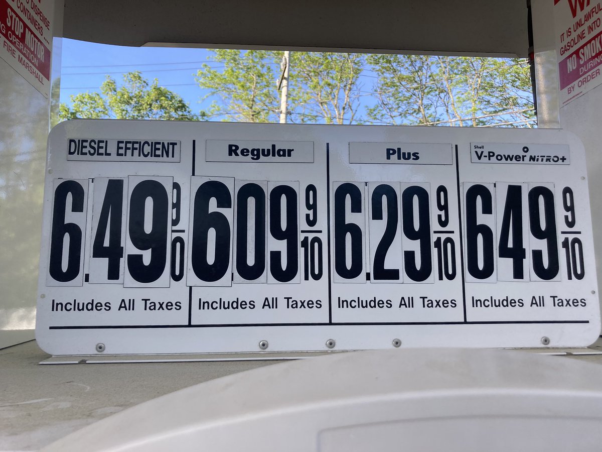 Wesme's tweet photo. Thank you to all the republicans who voted no on the oil &amp; gas price gouging bill. #marthasvineyard #gasprices https://t.co/7qUwnF4JHp