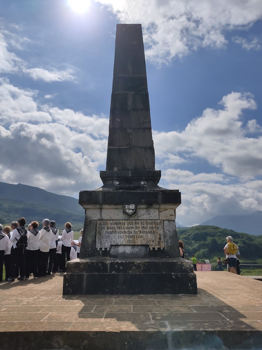 Laura_Aznal's tweet photo. "Gaztelu beltza bihurtu zen gorri. Aberriagatik erori eta jeiki"

Gaur Amaiurren Nafar Estatua berreskuratzeko bidean.
Amaiur, Betiko Argia

Burujabetza Askatasuna da.
#Amaiuraldia 🇲🇰 https://t.co/yUVMC4ZlRD