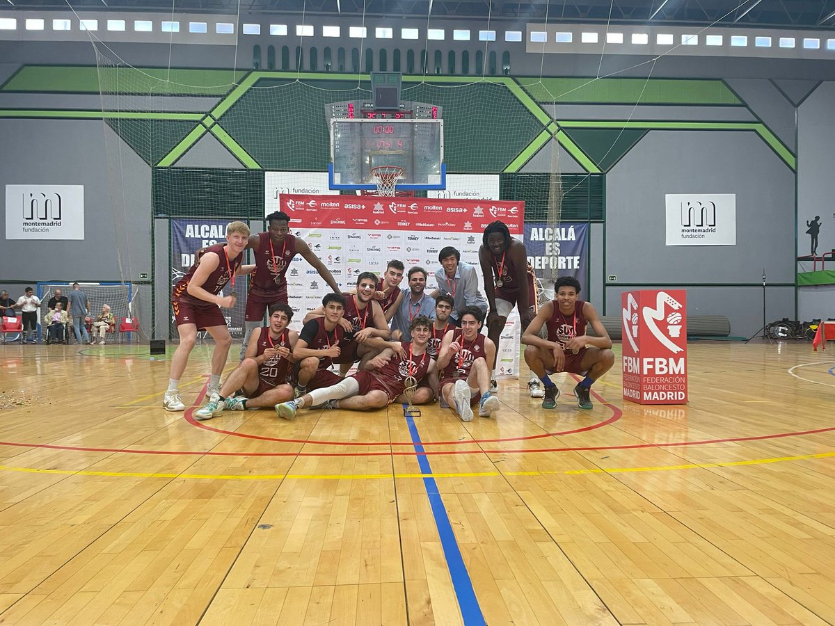 CBZentro's tweet photo. CAMPEONES SUB-22 ORO‼️‼️👏👏👏👏👏👏👏
@SportChlorella 
@cesurformacion 
@HuaweiSpain
@Vitaldent_es 
@BasketCanteraTV 
@basketouch https://t.co/BMQ91XOCCM