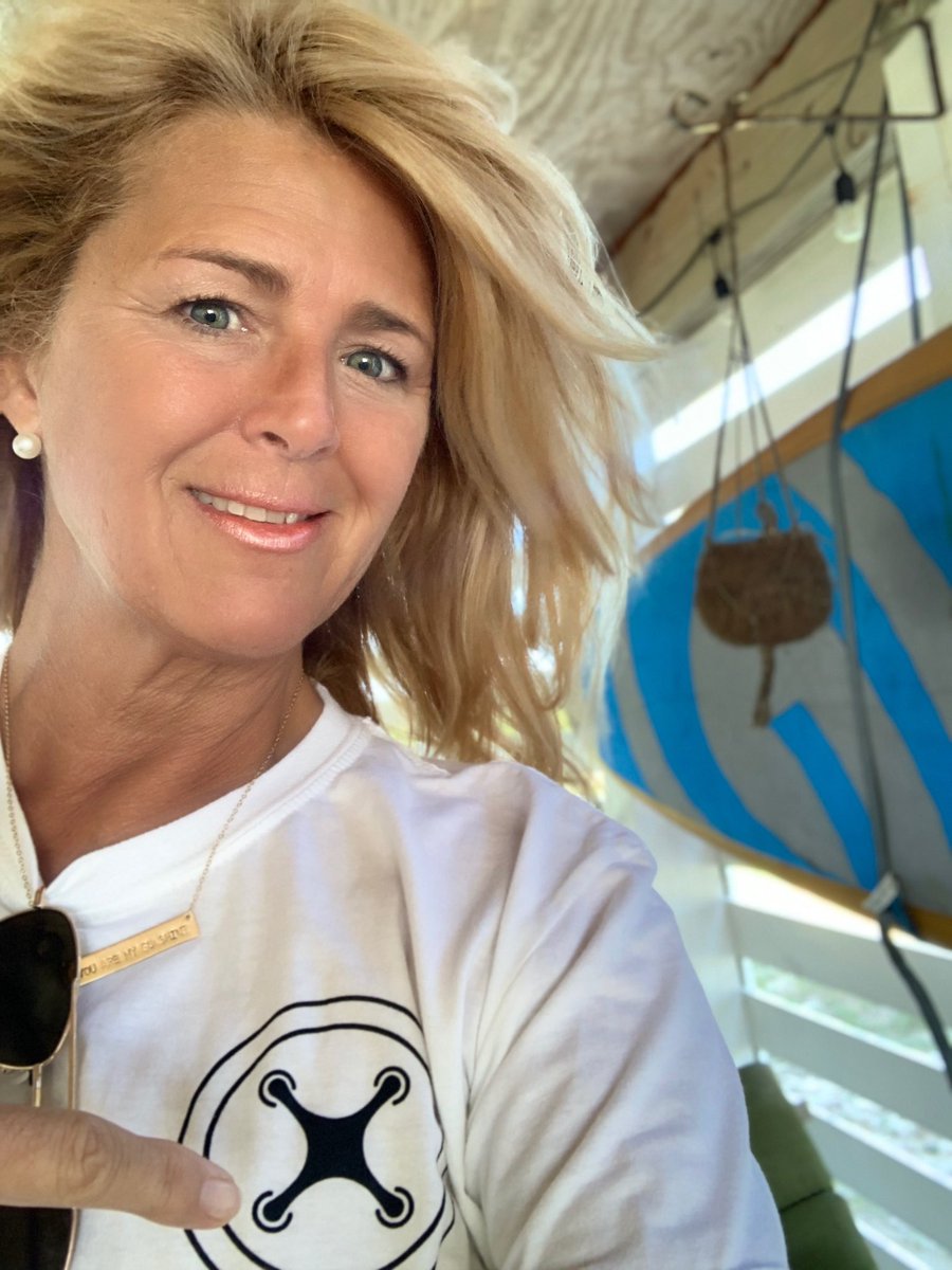 Stopped a dozen times this am to ask about my shirt👍 <a href="/910drones/">Nine Ten Drones</a> <a href="/STEMeraldCity/">S.T.E.M.(ERALD) CITY</a> Thanks guys for my shirt😂 #STEM #Drone @#ctefornc #middleschool