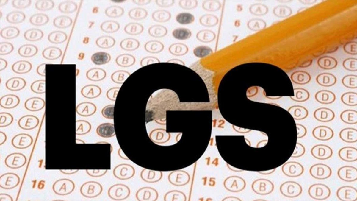 kamuilanpost's tweet photo. LGS Soru Kitapları ve Cevap Anahtarları Yayımlandı! LGS Sınav Sonuçları Ne Zaman Açıklanacak?
Detaylar>> https://t.co/eZ1IsrLN3R #LGS2022 https://t.co/ooWIRhMPfh