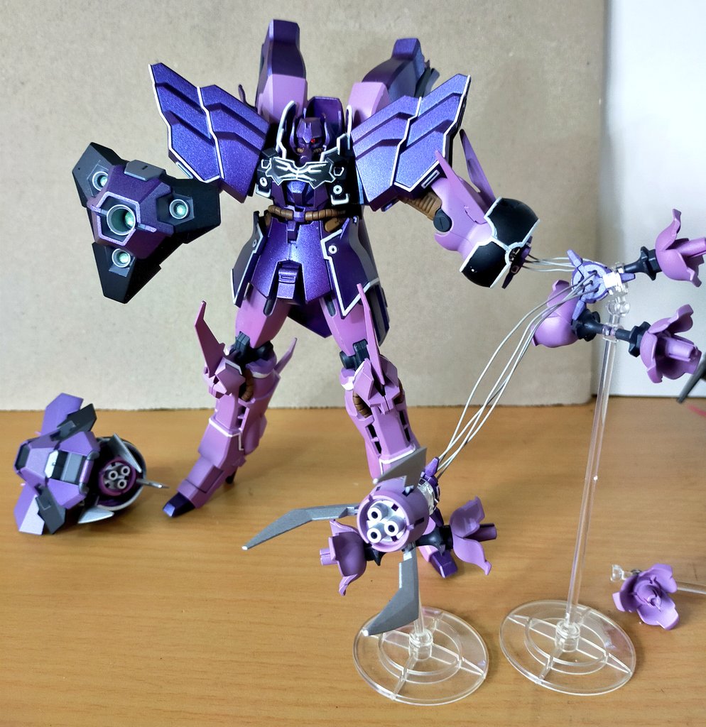 wndjf404's tweet photo. ネオ・ジオン&amp;袖付きハマり過去作品

#ガンプラ
#袖付き
#ガンプラ好きと繋がりたい 
#ガンダム https://t.co/fQn20BhQnh
