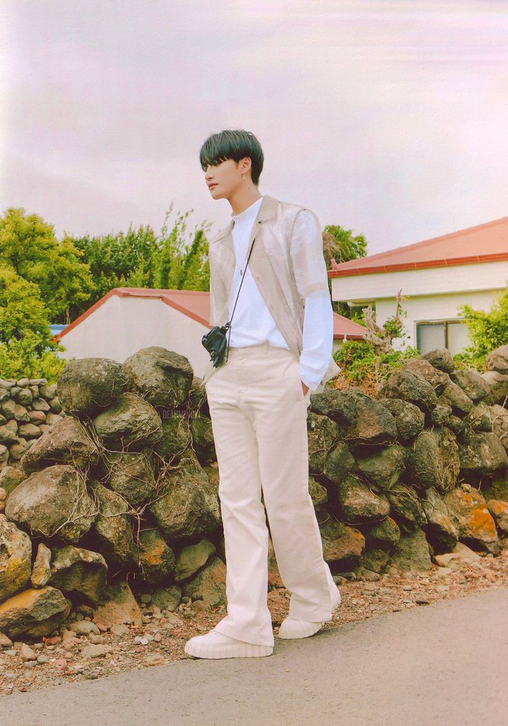 pseonghwapics's tweet photo. boyfriend seonghwa https://t.co/SG91wAi09N