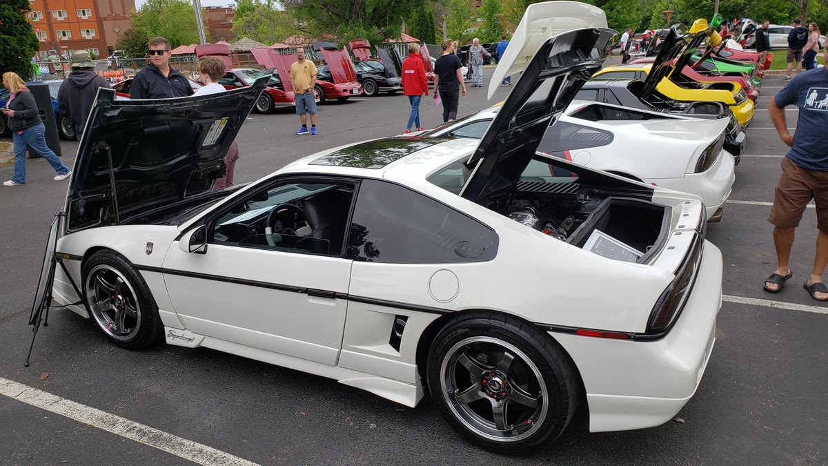 FanaticsFiero's tweet photo. Saturday Dells Run Midwest Fiero Club pictures Run
#DellsRun #fiero #Pontiac #Wisconsin #FieroFanatics #ChulaVista https://t.co/DZmyhJIvyk