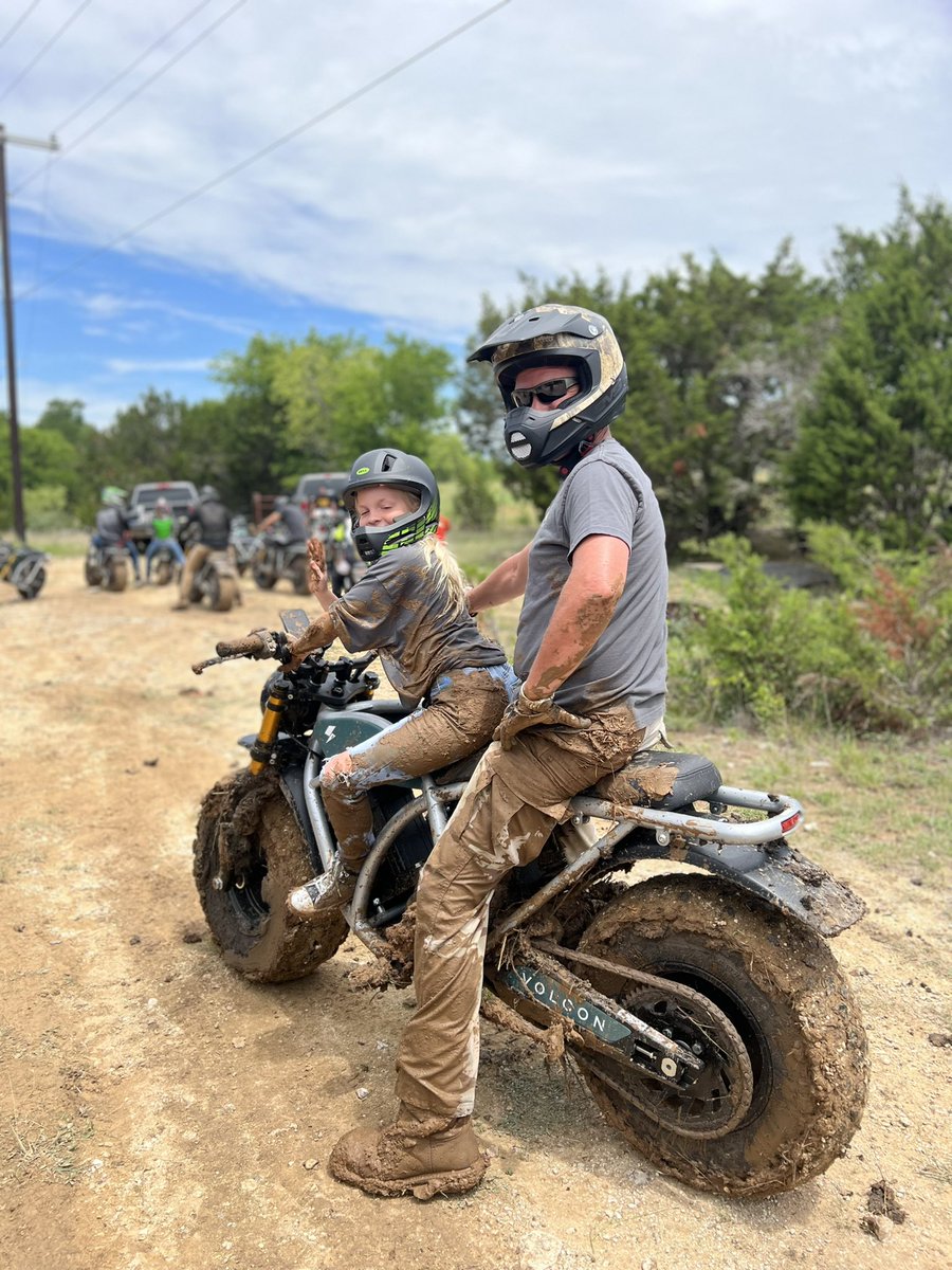 volcon_ev's tweet photo. Creating memories, one adventure at a time β‘οΈ #TrueToDirt
#VolconEv #VolconGrunt $VLCN https://t.co/d3UWLmBTcO