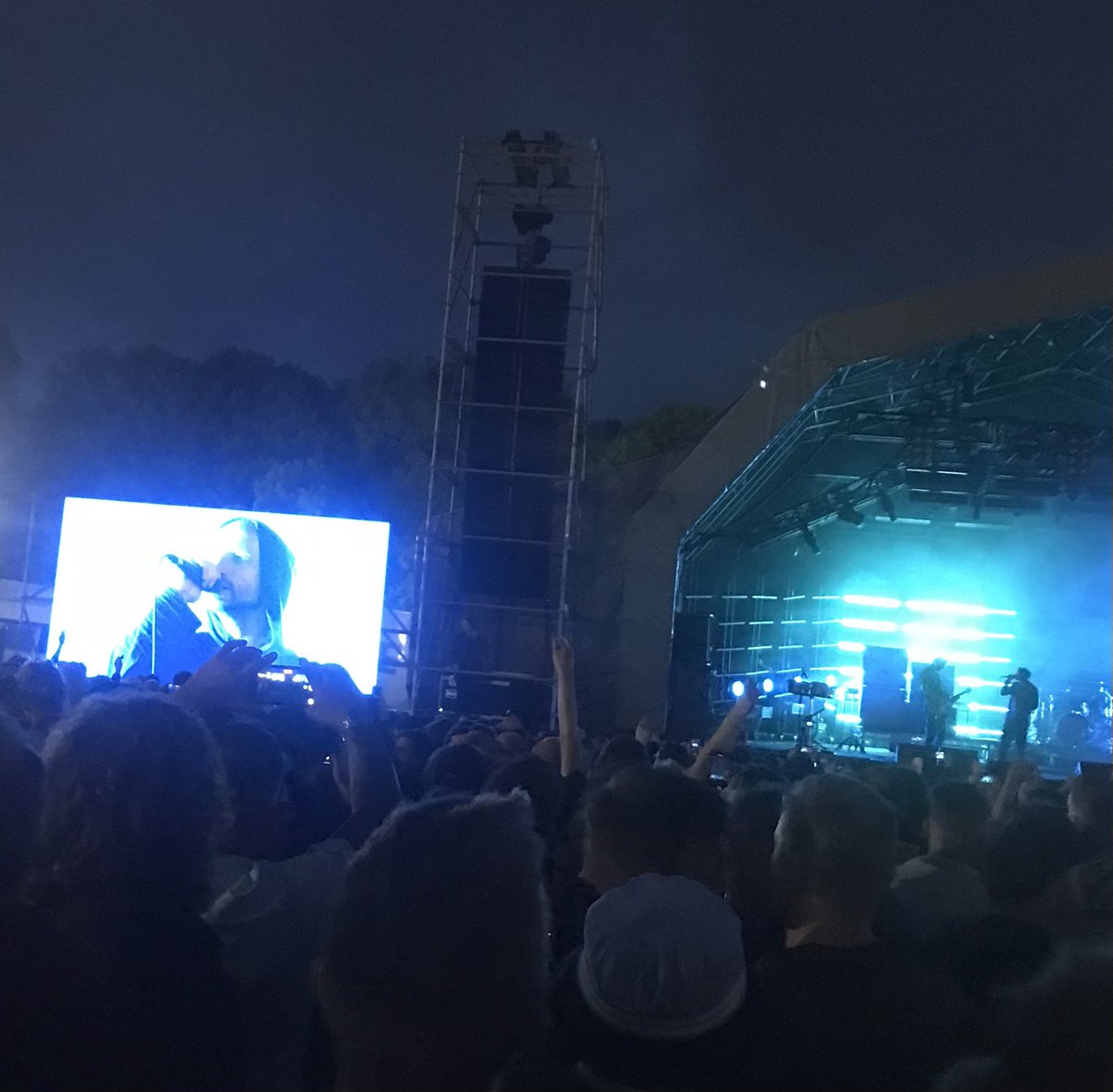 camgee1986's tweet photo. Went to See The Music Thursday in Leeds, easily one of the best gigs Iv ever been to in 20 years!! 
Fucking incredible live!! 
What a band!!! 
I’m praying they do a tour 🤞🏻 
@TheMusicTour @IamRobertHarvey @nutter_adam https://t.co/0pVaktQiXU
