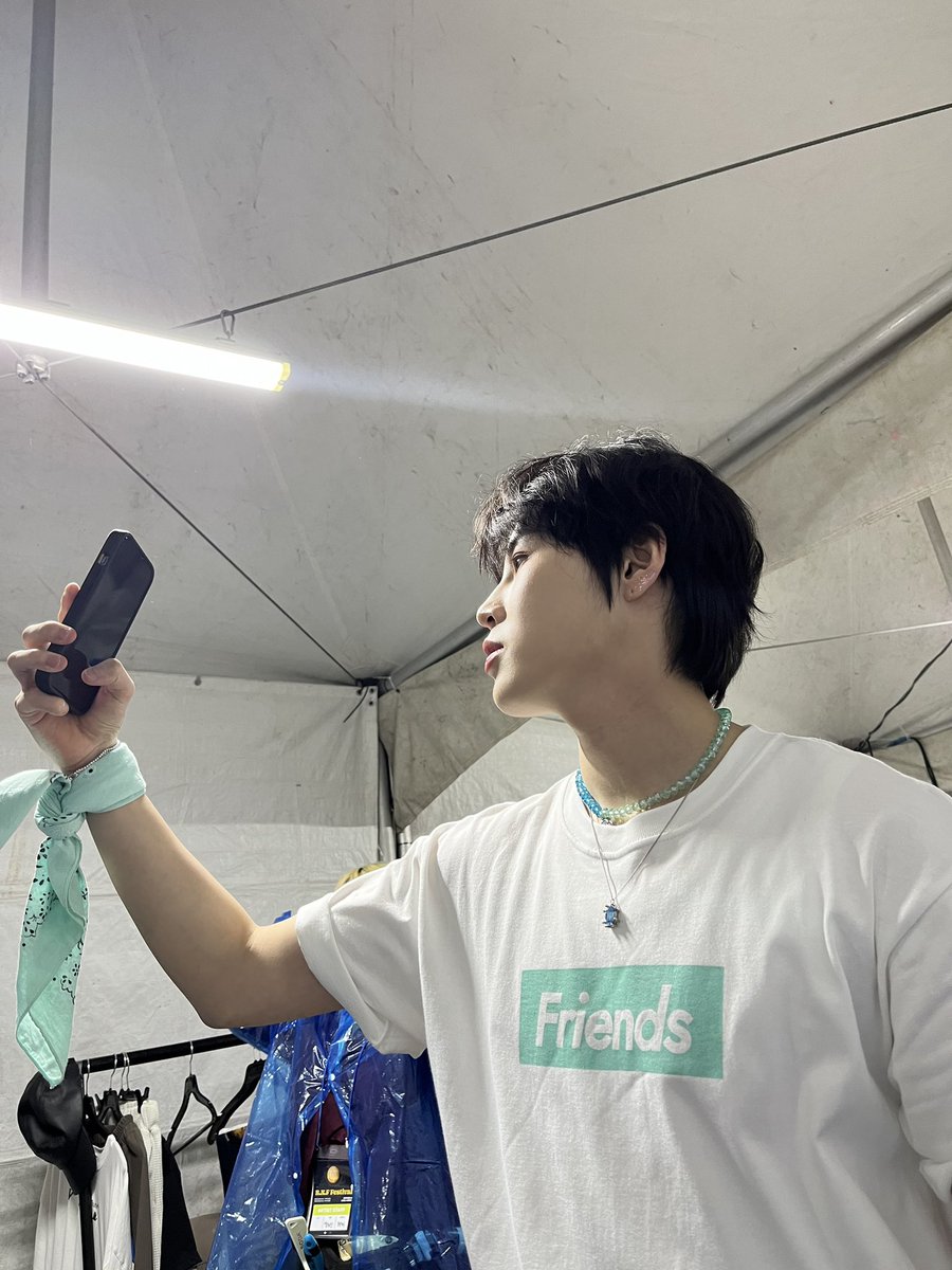 gooreumseng's tweet image. 이틀 동안 행복했어요~
비 오는 날에도 찾아와준 하늘들 덕분에 즐거운 공연했어요 사랑합니다
좋은 기운 받아 가요🙏🫰
#BNF #Festival #하성운 #하늘 #구름