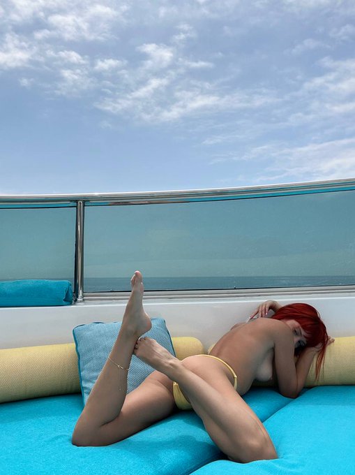 Would you like to wake up in a place where it's just me and you?  @1Alisha1one @haywired50 @SmitheeAmateurs @Babesnbutts<a href="/tag/sweet"class="tags"><span>#sweet</span></a><a href="/tag/beautiful"class="tags"><span>#beautiful</span></a><a href="/tag/girl"class="tags"><span>#girl</span></a>