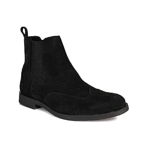 SlayersColony's tweet image. For your next date
1. Shirt design and custom tailoring - slayerscolony.com
2. Trousers - Jumia (jumia.com.ng/fashion-mens-b…).
3. Chelsea Boots - Firetraps Suede (Konga.com)
4. Watch - Rolex (en.brandoff-store.com)

#fashion  #MadeToMeasure #style #inspiration