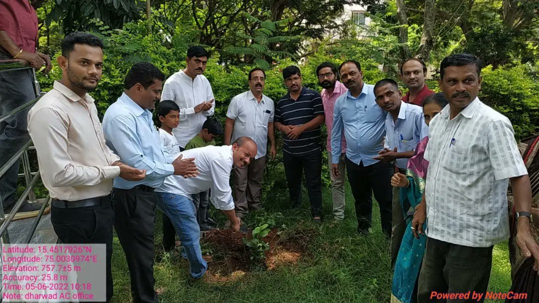 DharwadForest's tweet photo. ಉಪ ವಿಭಾಗಧಿಕಾರಿಗಳು ಧಾರವಾಡರವರ ಅಧ್ಯಕ್ಷತೆಯಲ್ಲಿ ಅವರ ಕಚೇರಿಯಲ್ಲಿ ವಿಶ್ವ ಪರಿಸರ ದಿನಾಚರಣೆ ಆಚರಿಸಲಾಯಿತು.
#SowSeedsForFuture #OnlyOneEarth #GreenerKarnataka
@aranya_kfd @moefcc @DC_Dharwad https://t.co/H8kllKWpd0