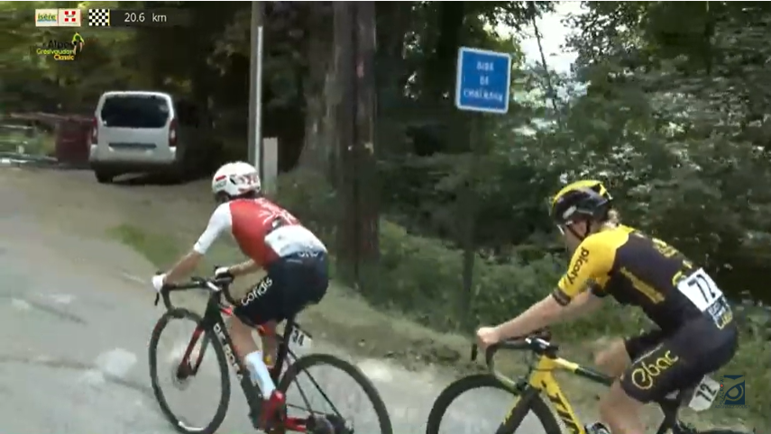 TeamCOFIDIS's tweet photo. Ca devient difficile pour @slevenez dans l'ascension vers Le Pleynet. Notre coureuse bretonne a encore effectué un gros travail aujourd'hui 👊

#alpesgrésivaudanclassic https://t.co/NQzRTPSSoP
