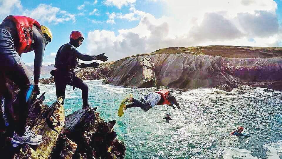 Real Adventures Connemara tweet media