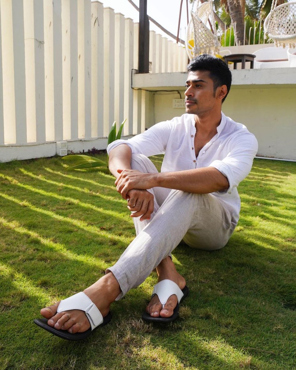 Alok couldn’t make our shoes any yummier. We just love his creation inspired by our shoes.

#MochiShoes #MakersOfAwesome #MochiCreators #StayAwesome