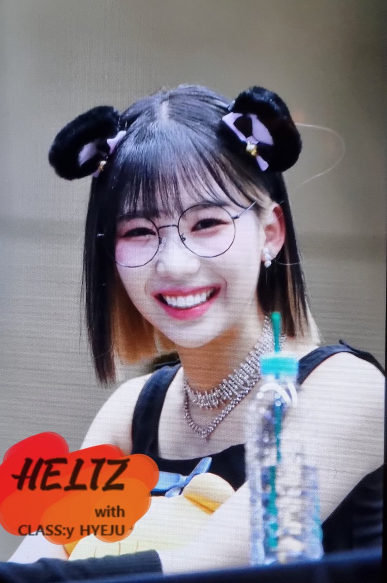 HELIZ_CLIKEY's tweet photo. 220605

🐼🐼

#혜주 #홍혜주 #HYEJU #HONGHYEJU
#클라씨 #CLASSy  @M25_CLASSy
#클라씨 #CLASSY #셧다운 #SHUTDOWN https://t.co/4tOcBvloDP