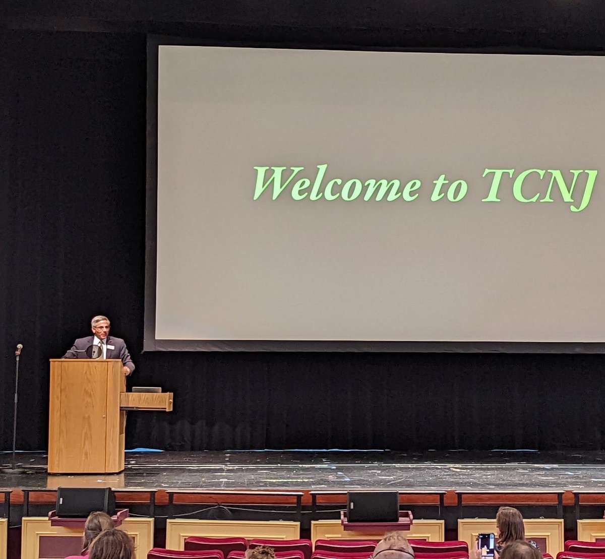 TcnjItconnect's tweet photo. That’s a wrap!  #MARM2022 has come to a close.  The team was thrilled to provide IT/AV support for this great event over the last few days and work with scientists from around the region. #tcnj #tcnjmtss #tcnjit https://t.co/CfjsR77IrI