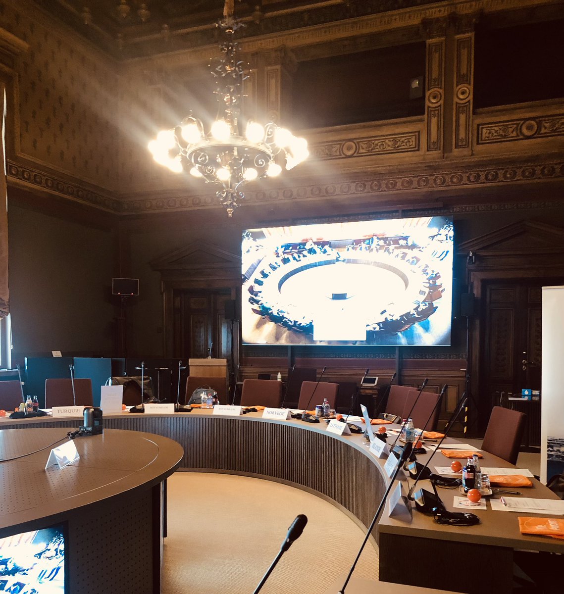 Melanie Robert tweet media