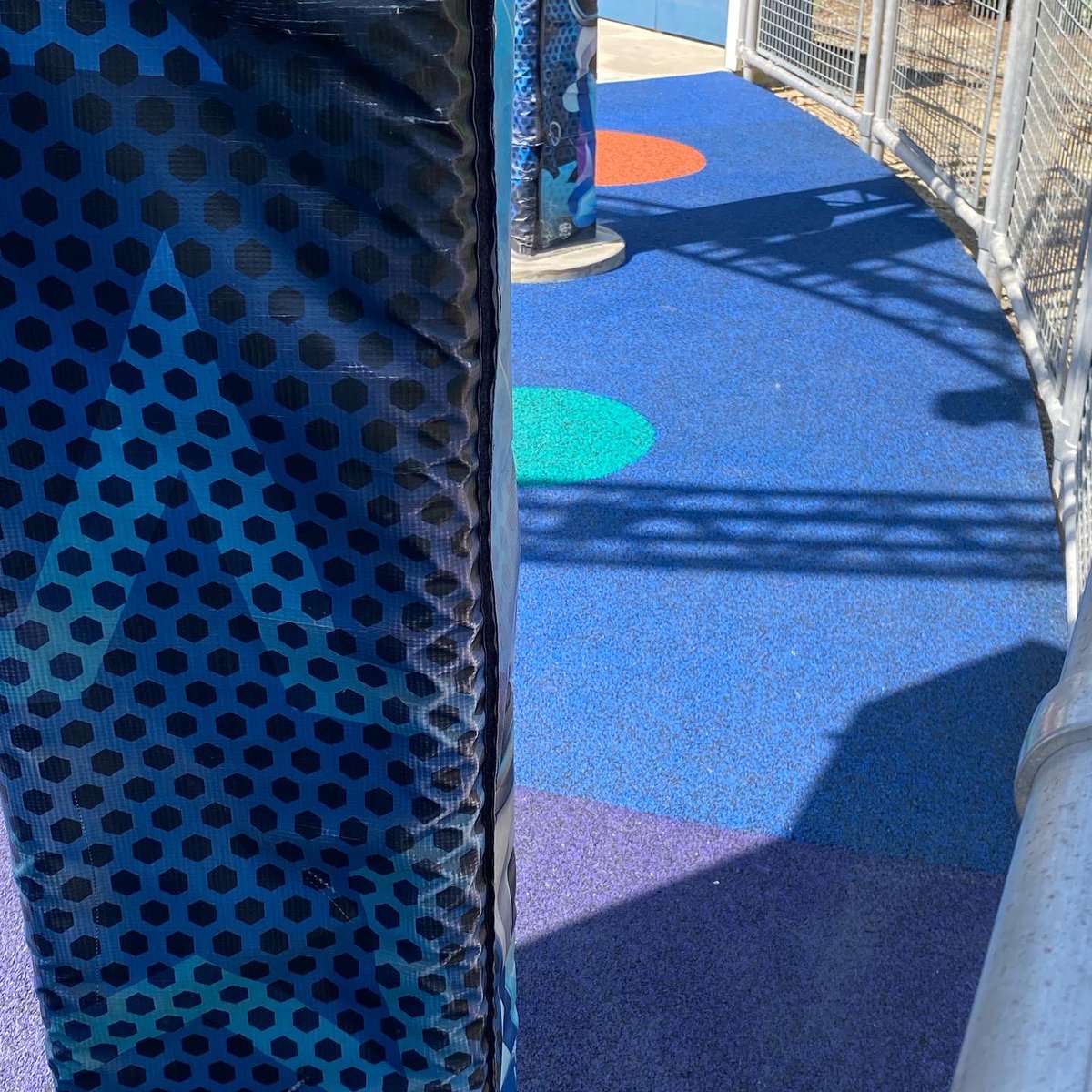 NDManthro's tweet photo. Hunting for textures.. 

#noticemore #wanderer #textures #textureshot #artinspiration #wanderlust #goforawalk #breaktime #adventuretime #exploring https://t.co/ATt8SYKYJu