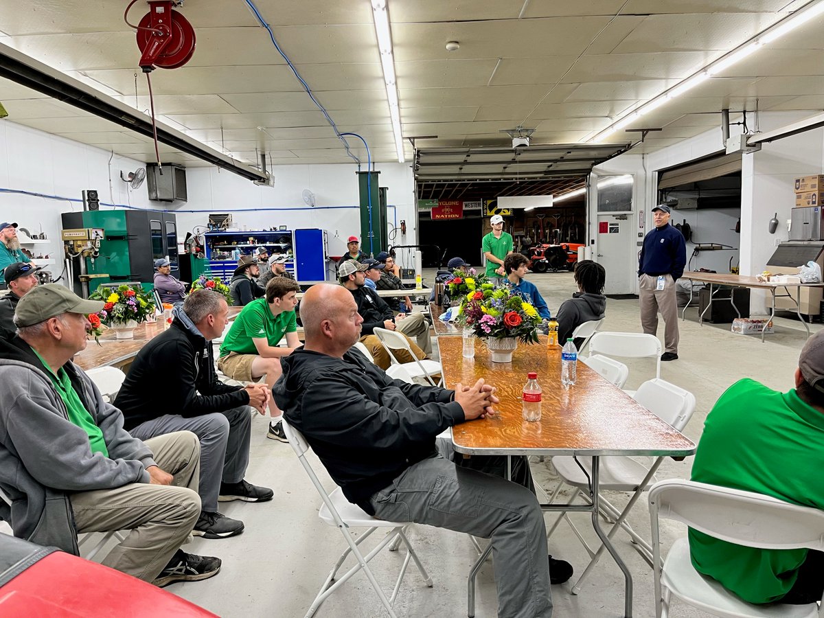 TOUR agronomist, Brian Malloy, met with @wakondagrounds this morning to thank them for their work this week and to stimp the greens. We can't wait to see how the Golf Course plays in this final round today ⛳️🤩! #wakondaclub | @PCCTourney | @ChampionsTour