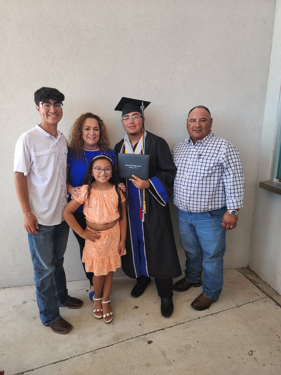 And it's a wrap.. officially a High School Graduate.