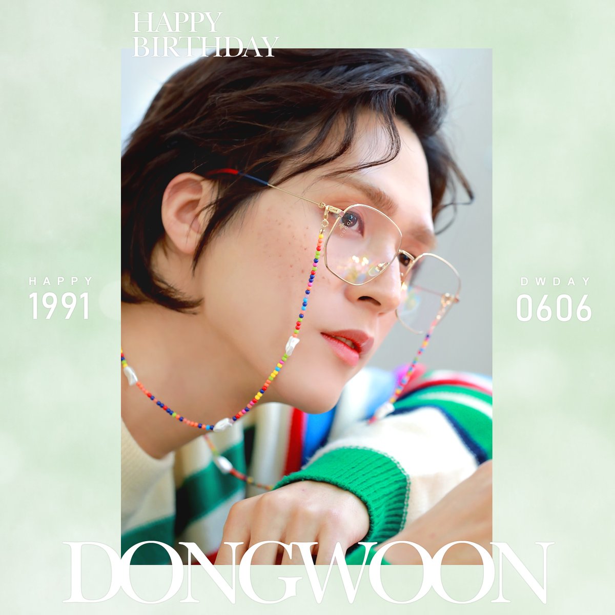 ♡ HAPPY DONGWOON DAY ♡

태양빛이 뜨거운 여름도 우리 함께라면 언제나 맑음!
하이라이트 손동운 님의 생일을 축하합니다:)

#HappyDongWoonDay #해피동운데이 #하이라이트 #HIGHLIGHT #손동운